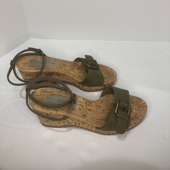 Gently used Stella McCartney olive green cork sandals. - Picture 1 of 5
